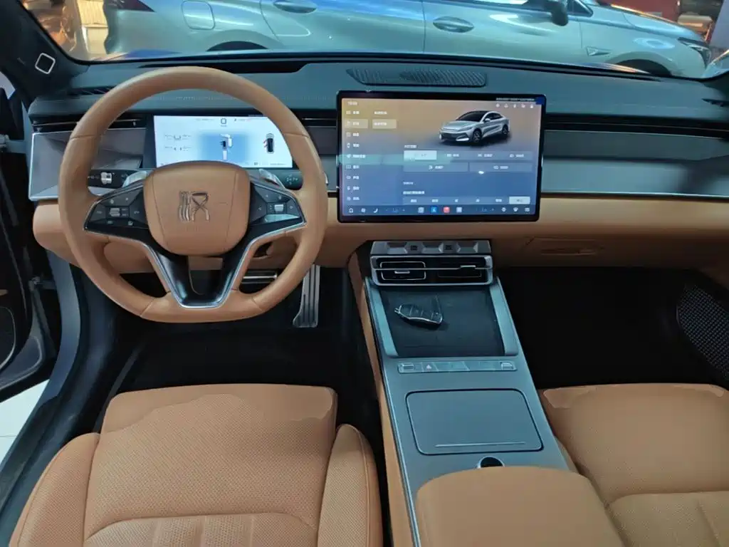 BYD Хань Ли — миниатюра 10