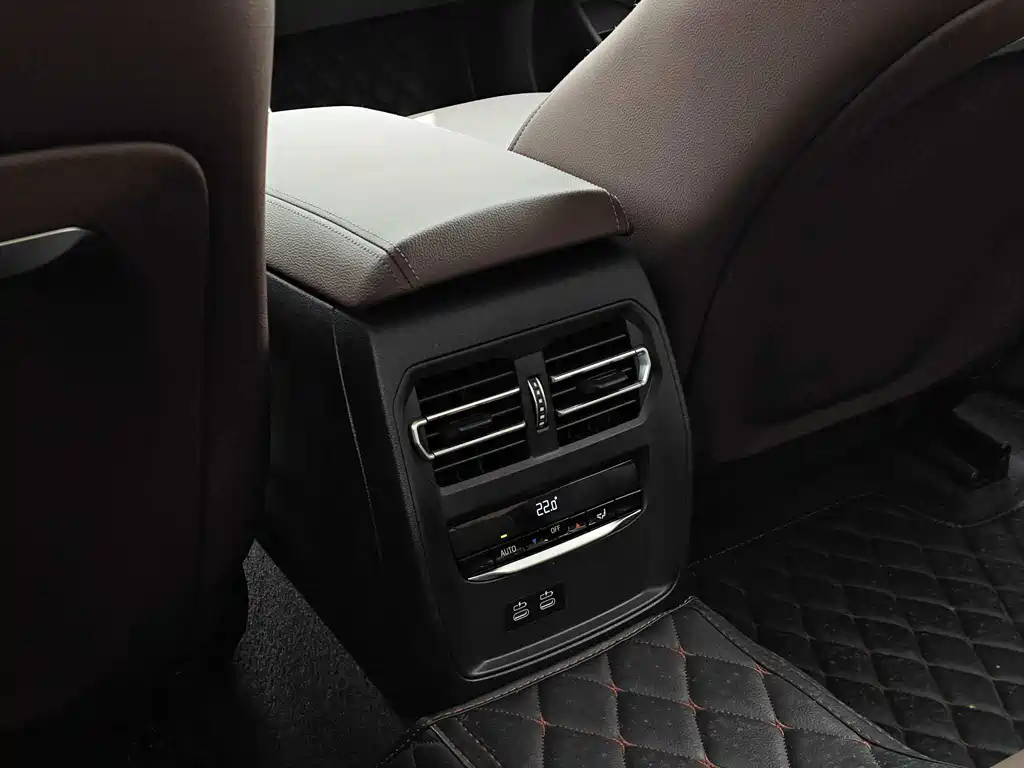 BMW 3 Series — миниатюра 18