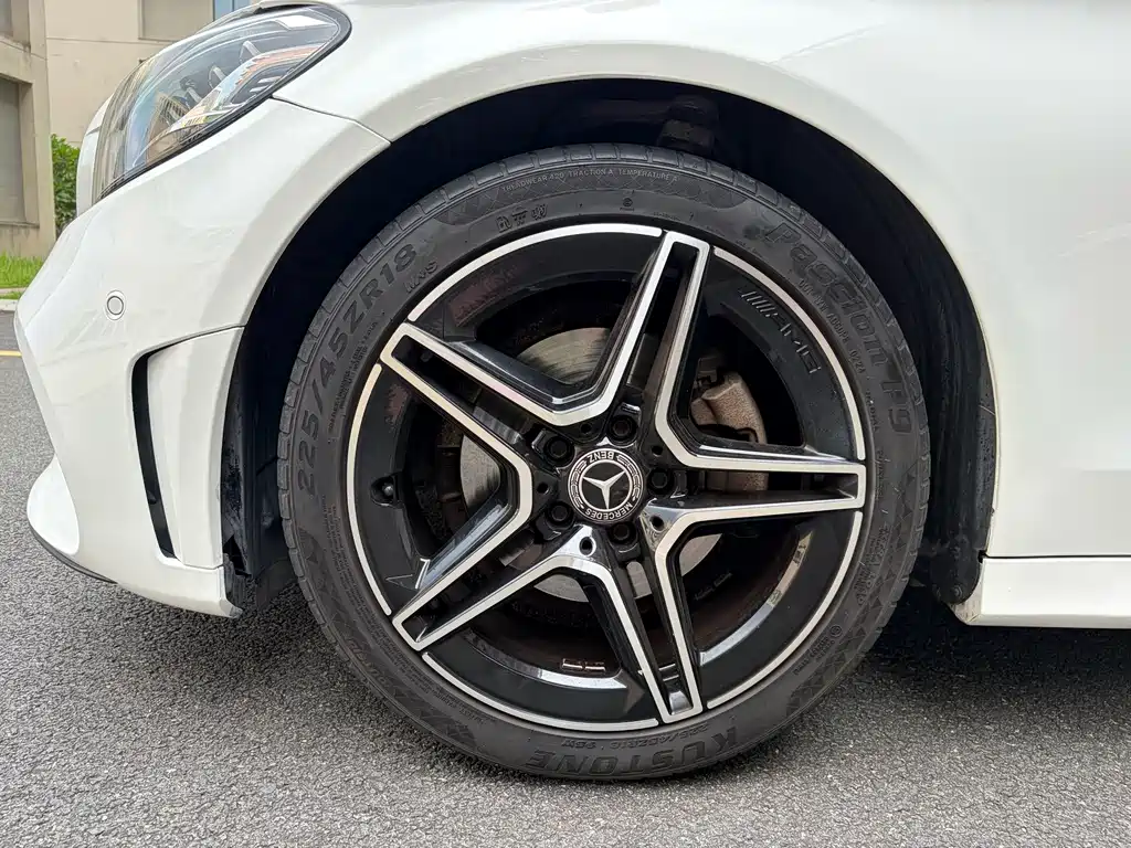 Mercedes-Benz C-Class — миниатюра 19