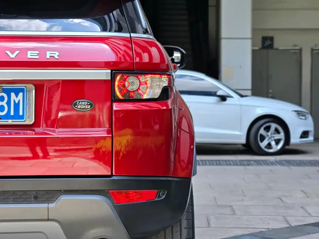 Land Rover Evoque (Import) 2.0T 5 door Shine Dynamic Edition, фото 20