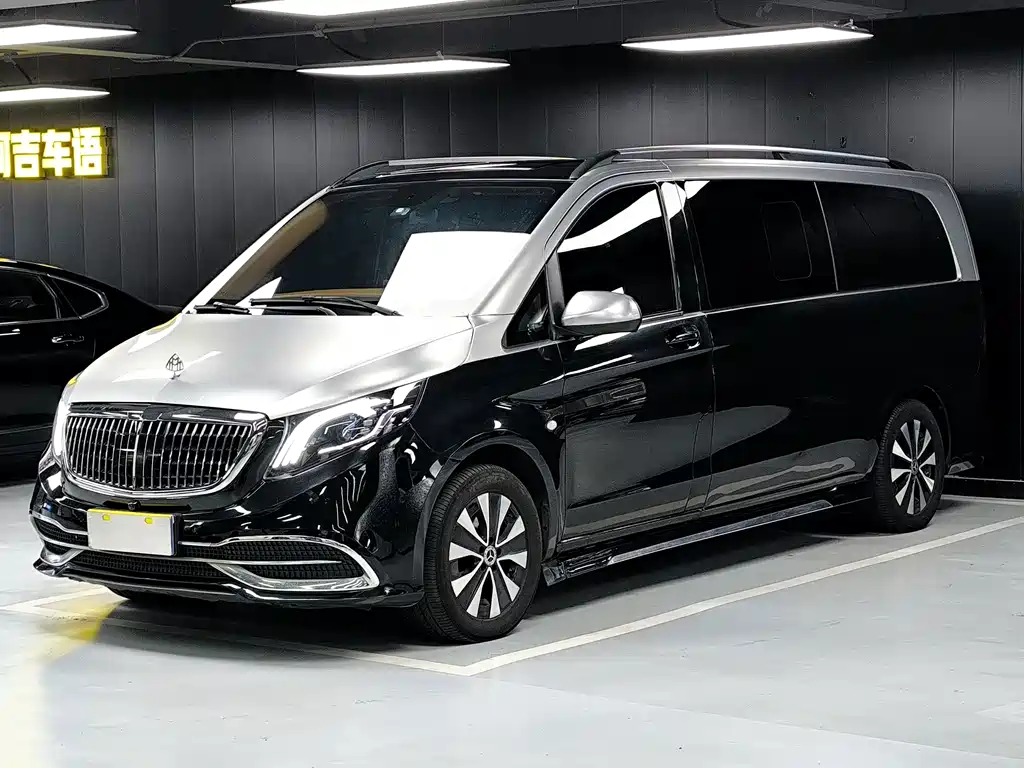 Mercedes-Benz Vito 2021 2.0T Elite 7 мест