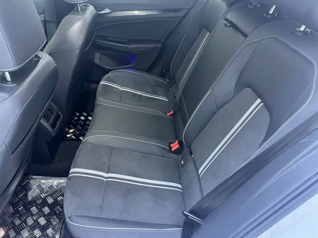 Volkswagen Golf 2021 280TSI DSG R-Line