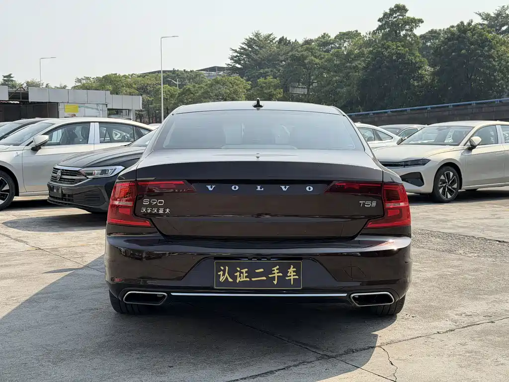 Volvo S90 2020 T5 Luxury