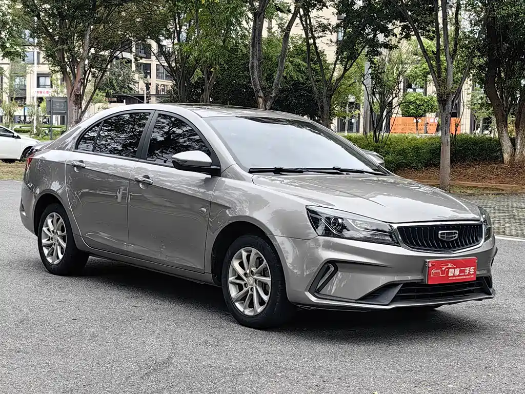 Geely Emgrand — миниатюра 3