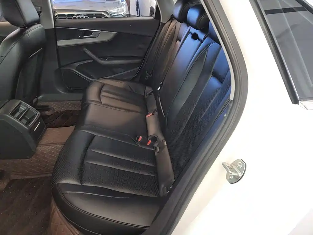 Audi A4L — миниатюра 17