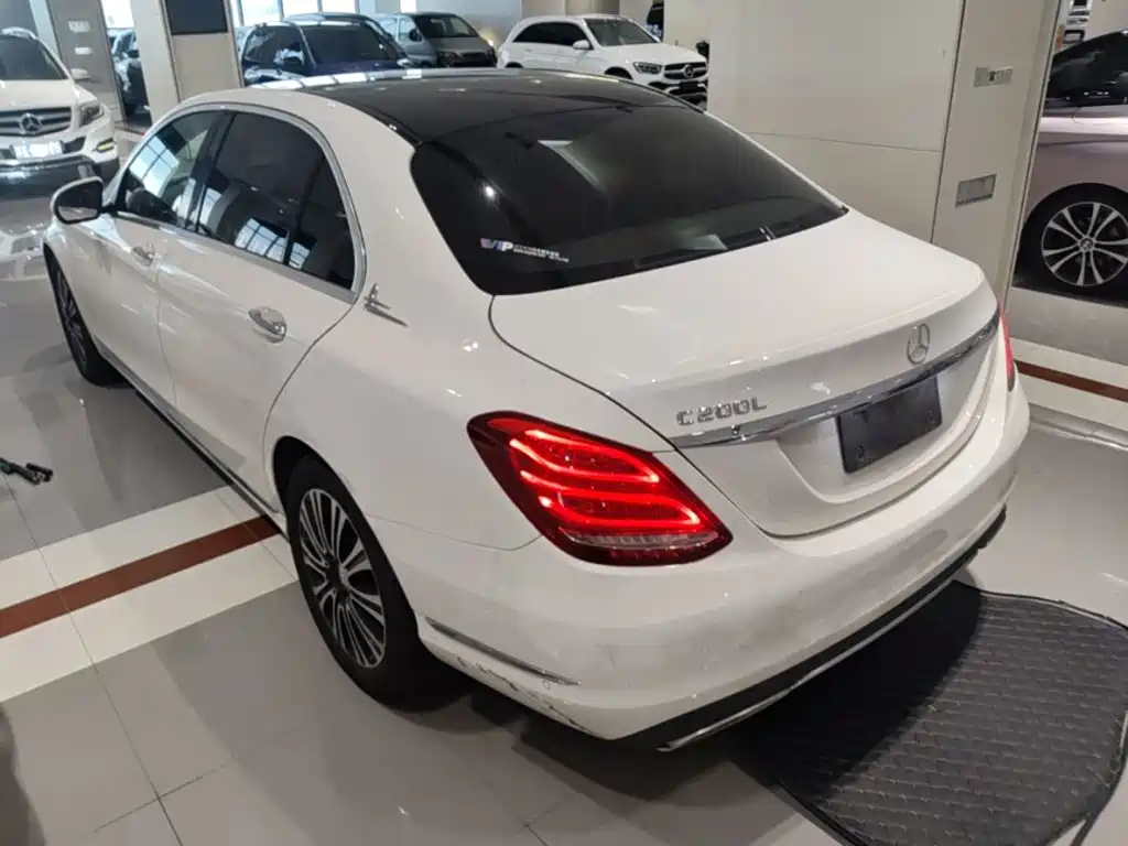 Mercedes-Benz C-Class — миниатюра 5