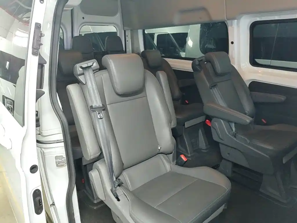 Ford Transit — миниатюра 17