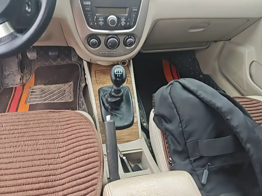 Buick Excelle — миниатюра 14