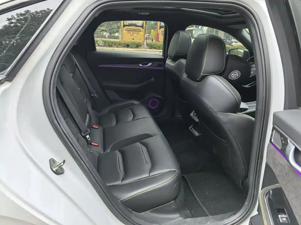 GEELY AUTOMOBILE XINGRUI