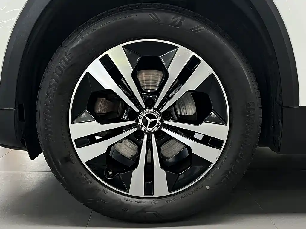 Mercedes-Benz GLA — миниатюра 13