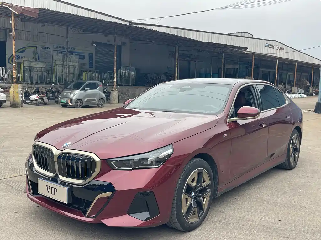 BMW 5 Series 2024