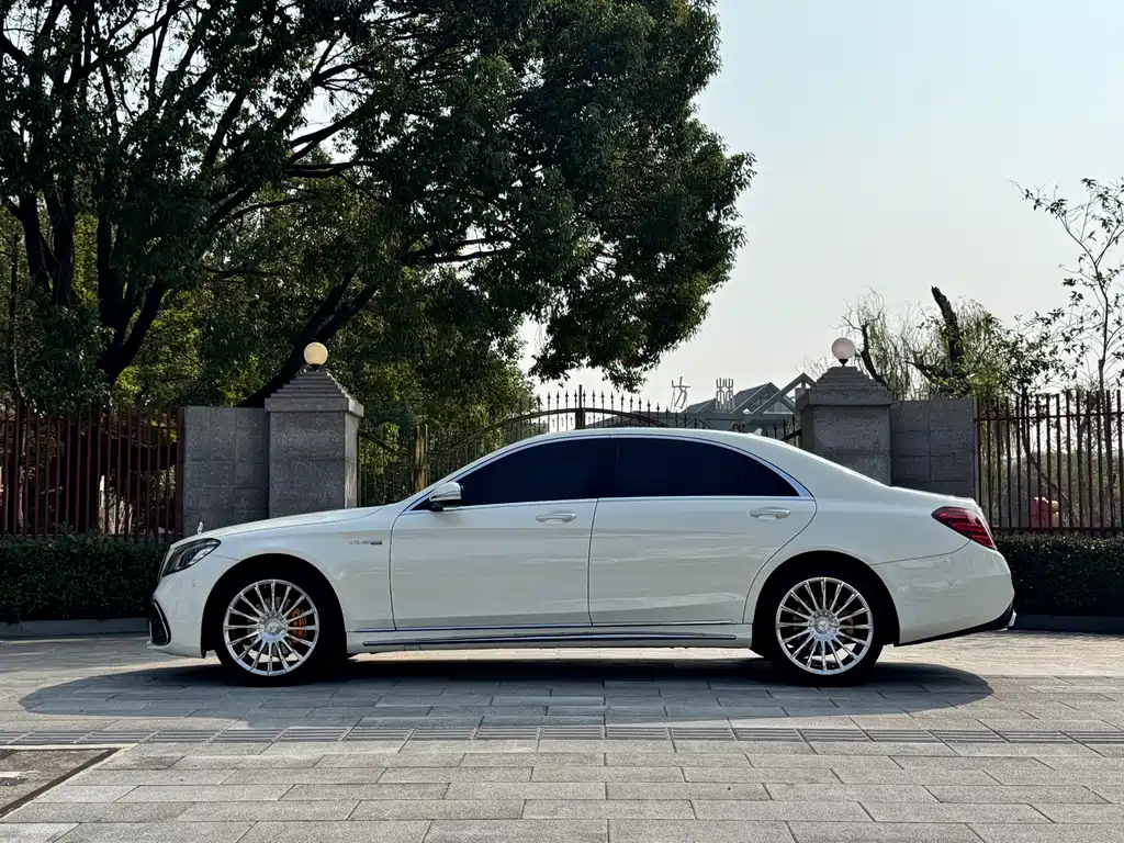 Mercedes-Benz S-Class — миниатюра 3