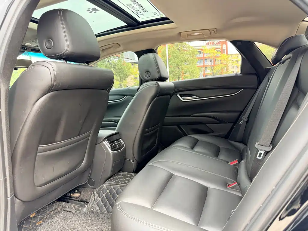 Cadillac XTS — миниатюра 7