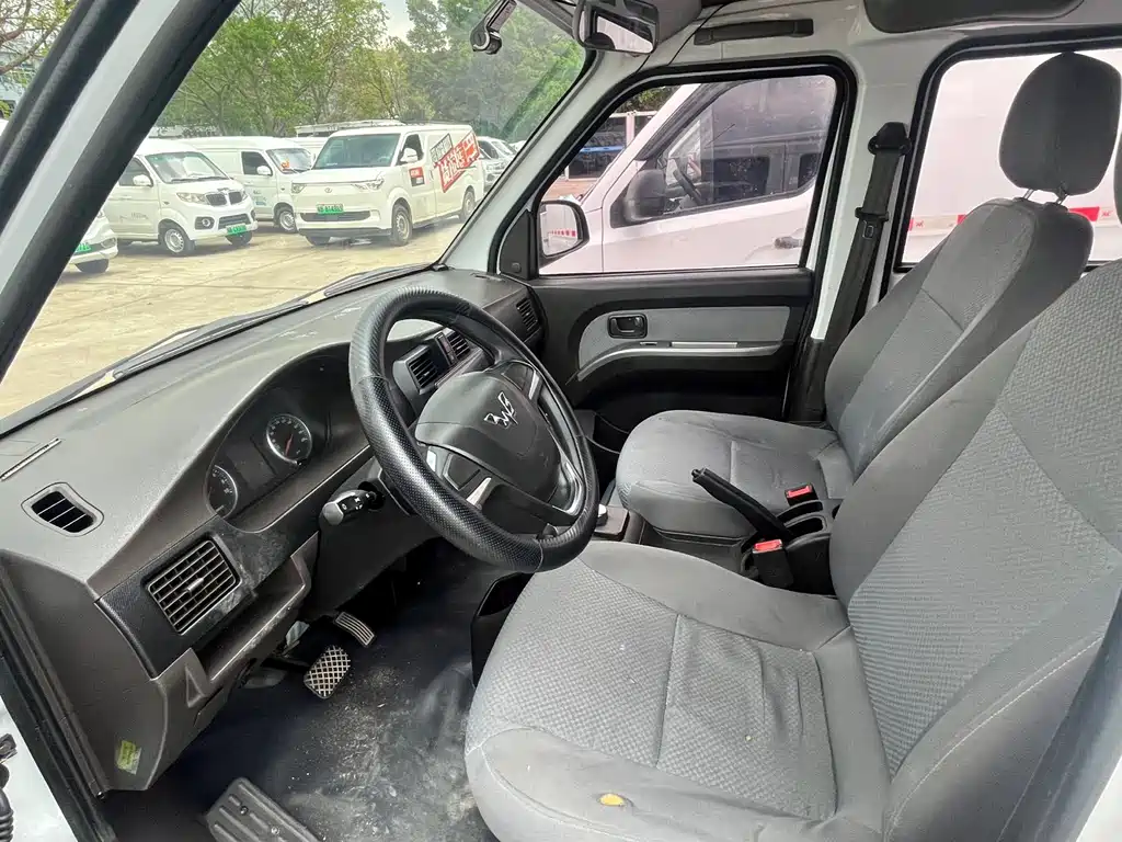 Wuling Rongguang EV — миниатюра 6