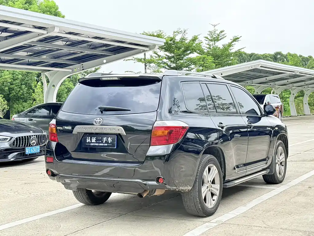 Toyota Highlander — миниатюра 5