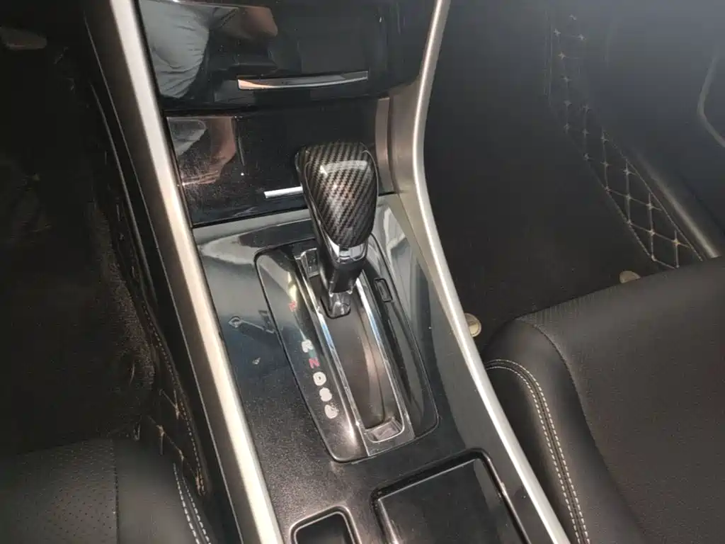 Honda Accord — миниатюра 14