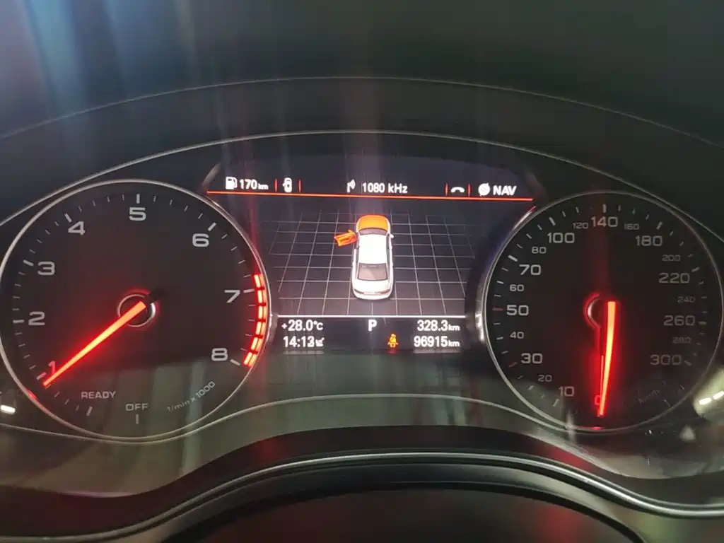 Audi A6L — миниатюра 12