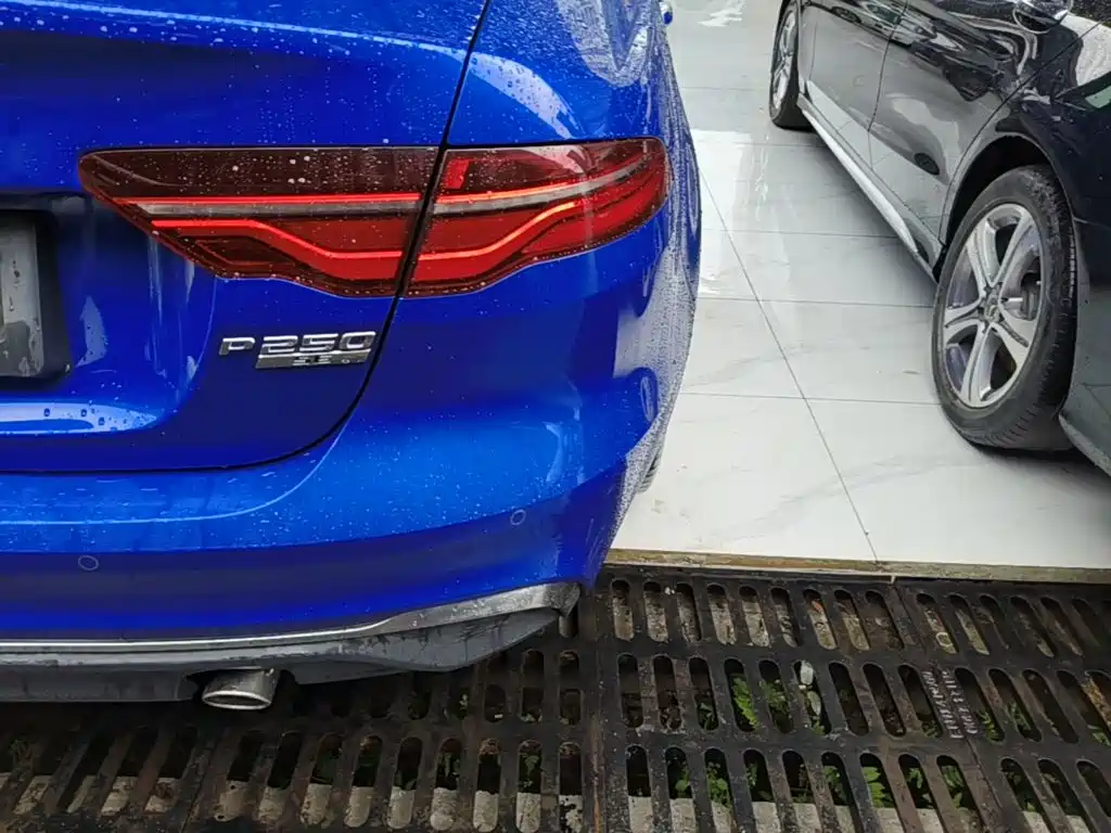 Jaguar XEL — миниатюра 8