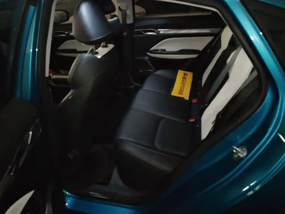 Geely Emgrand — миниатюра 11