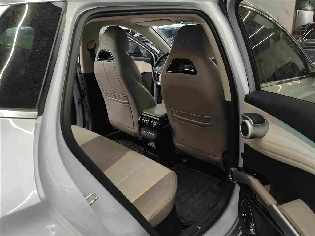 BYD Yuan Plus — миниатюра 6