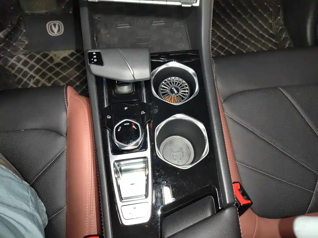 Changan Eado — миниатюра 15