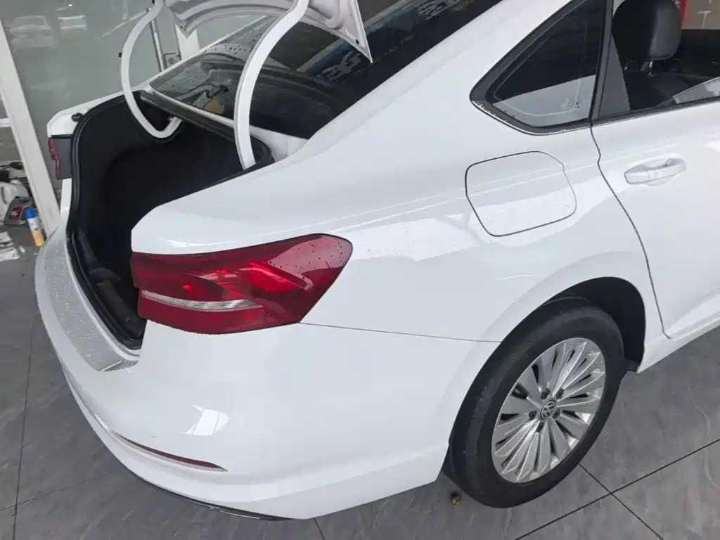 Volkswagen Lavida — миниатюра 7