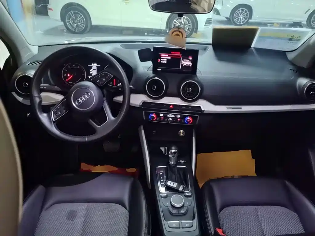 Audi Q2L — миниатюра 10