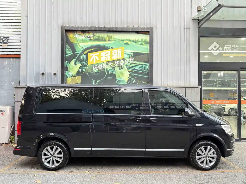 Volkswagen Caravelle — миниатюра 3