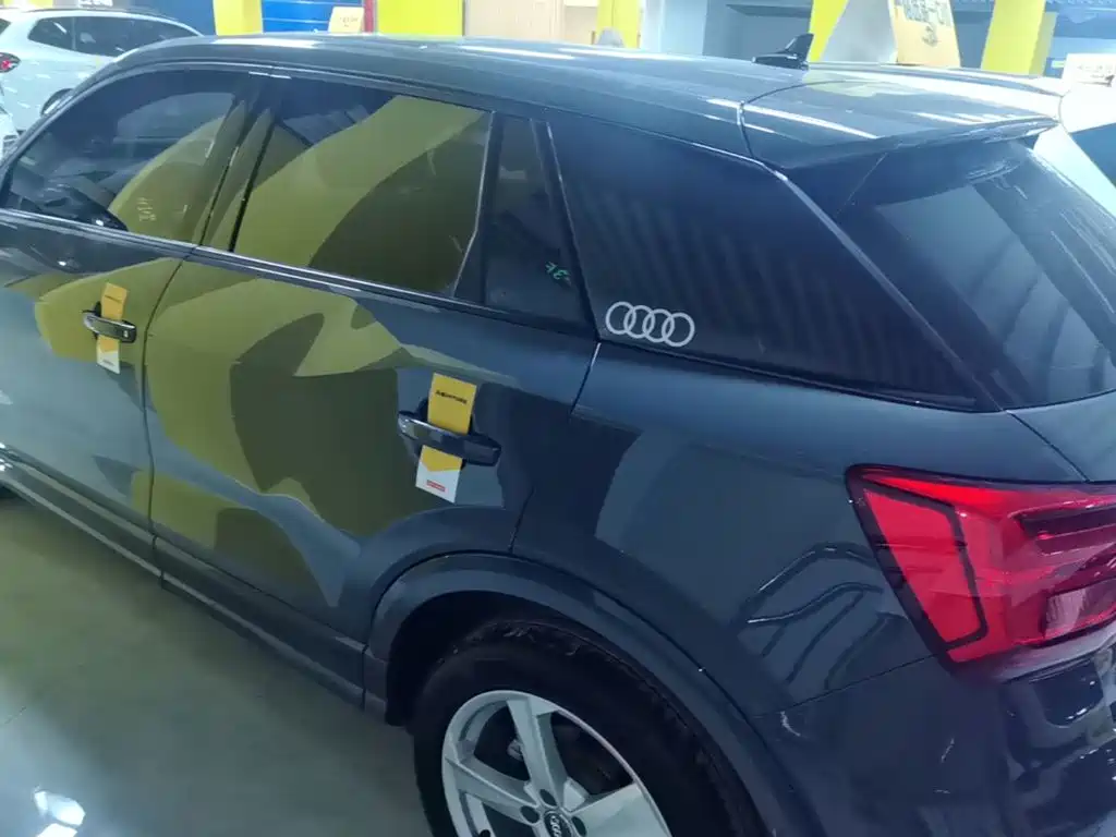 Audi Q2L — миниатюра 5