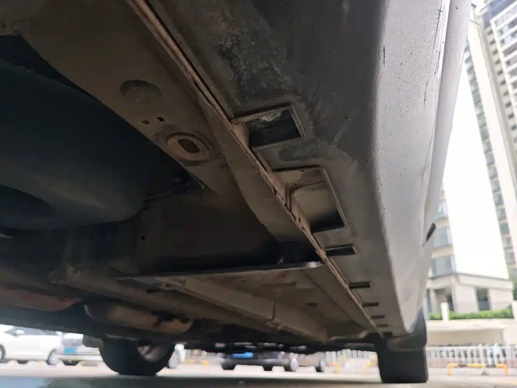 Geely Emgrand GS — миниатюра 17