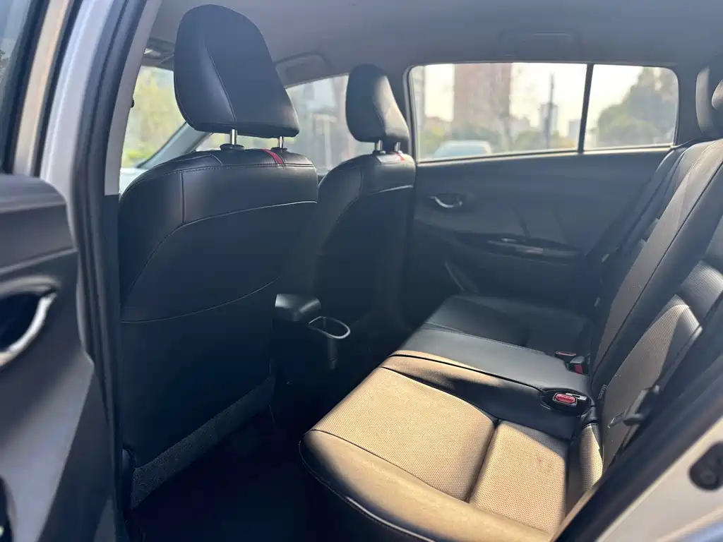 TOYOTA YARIS L ZHIXUAN