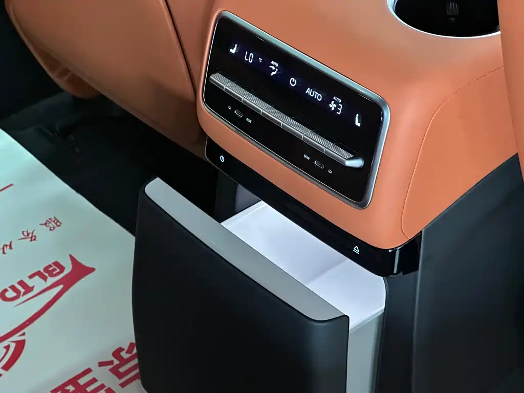 Li Auto Li L9 — миниатюра 14