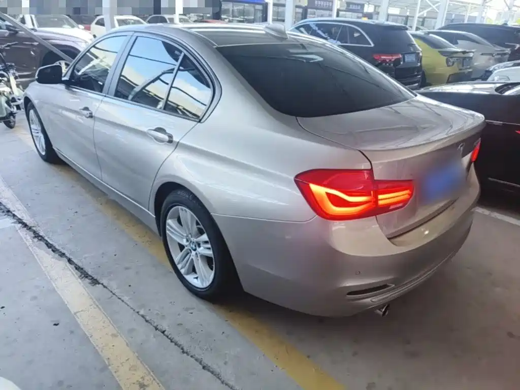 BMW 3 Series — миниатюра 5