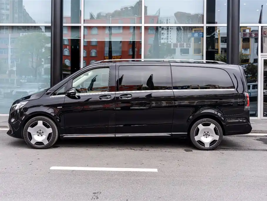 MERCEDES-BENZ V CLASS