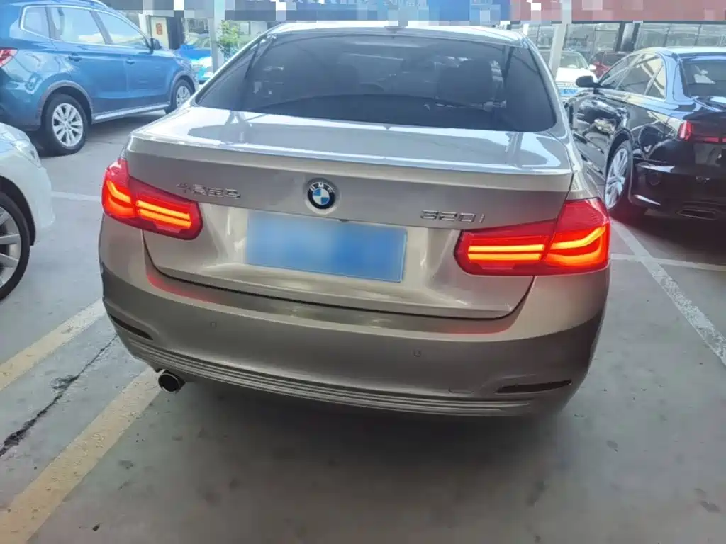 BMW 3 Series — миниатюра 6