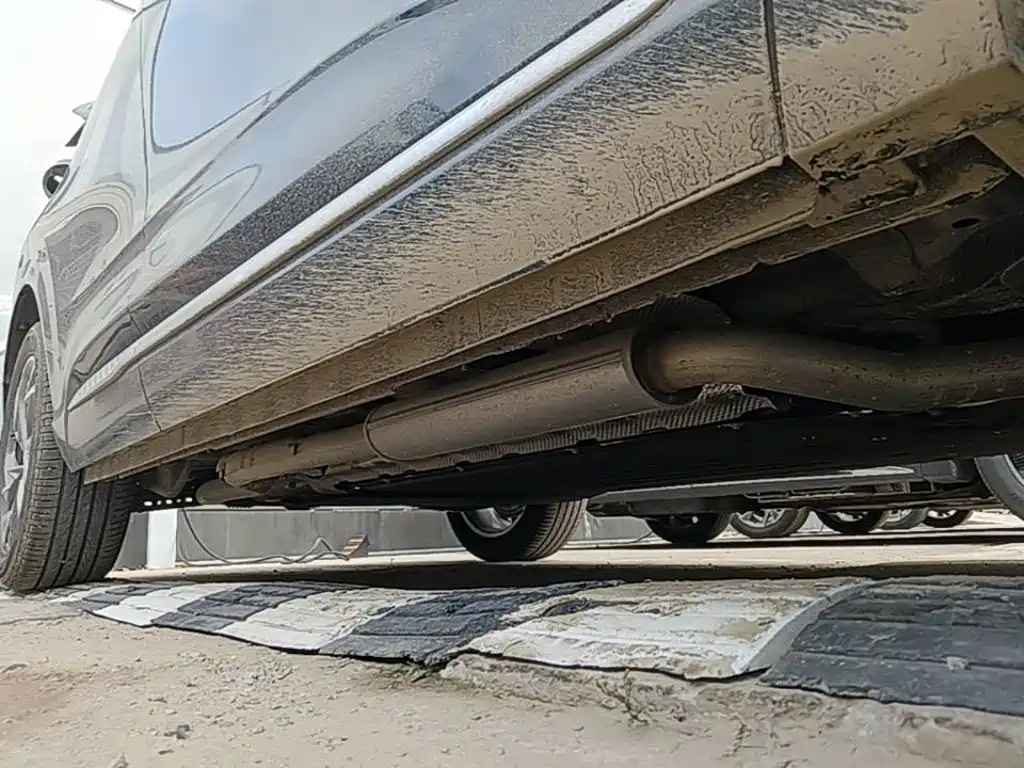 Hongqi Hongqi HS3 PHEV — миниатюра 21