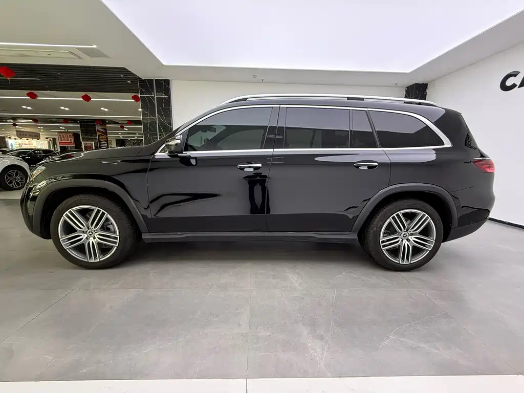 Mercedes-Benz GLS — миниатюра 10