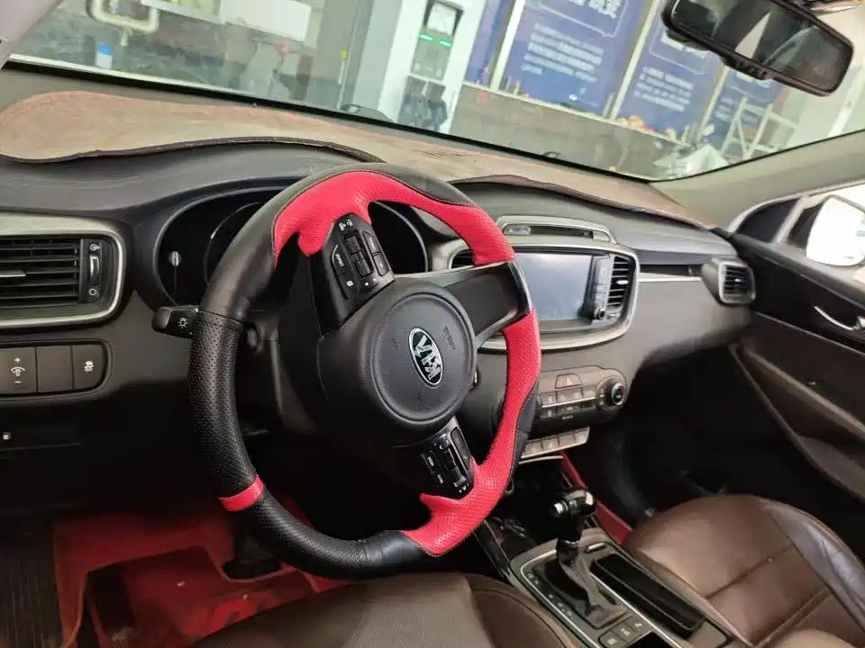 Kia Sorento — миниатюра 3