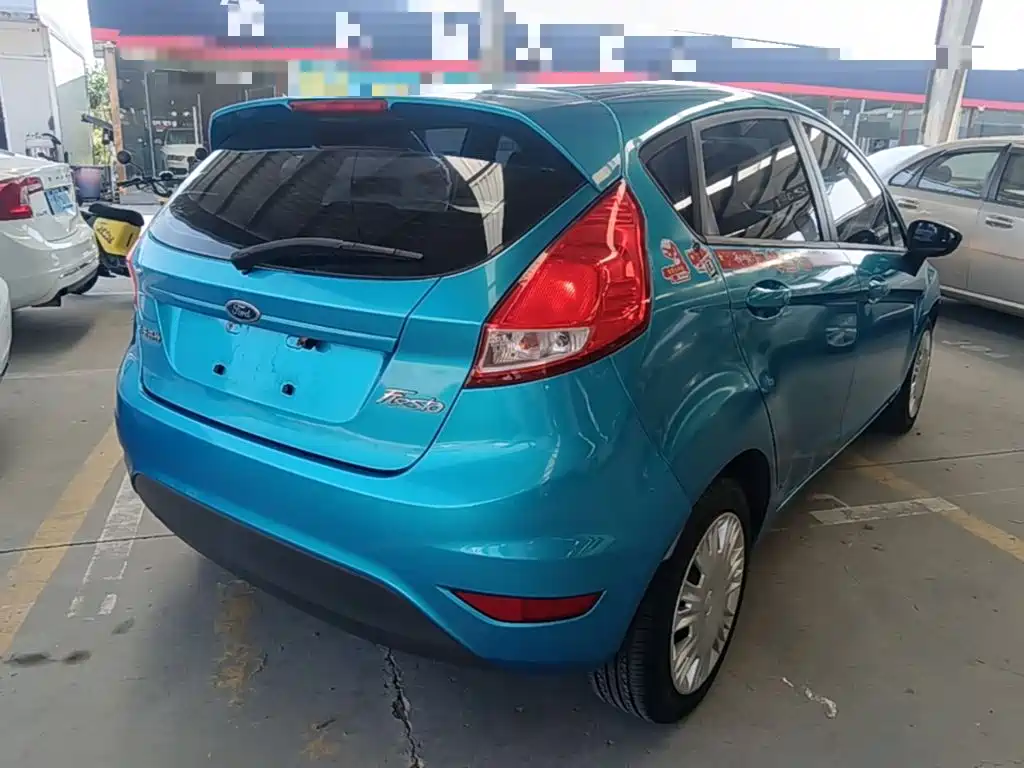 Ford Fiesta — миниатюра 7