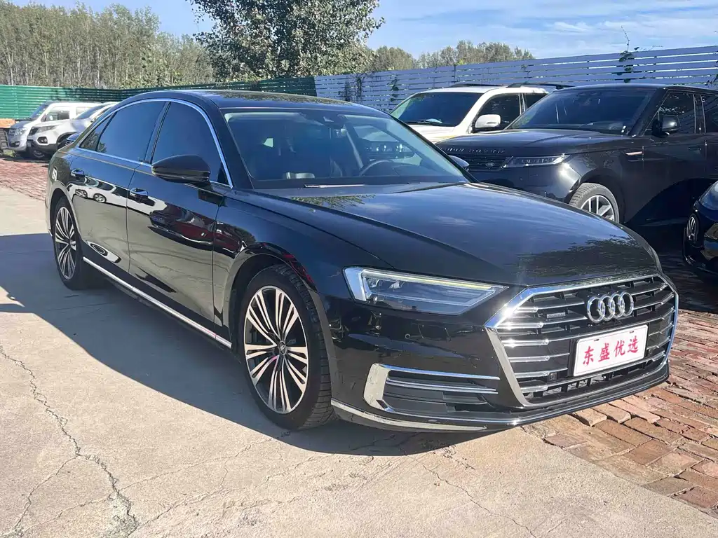 Audi A8 — миниатюра 3
