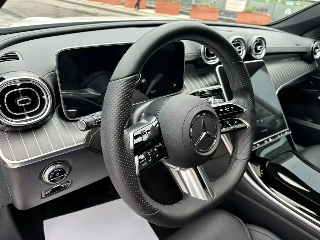 Mercedes-Benz C-Class — миниатюра 22