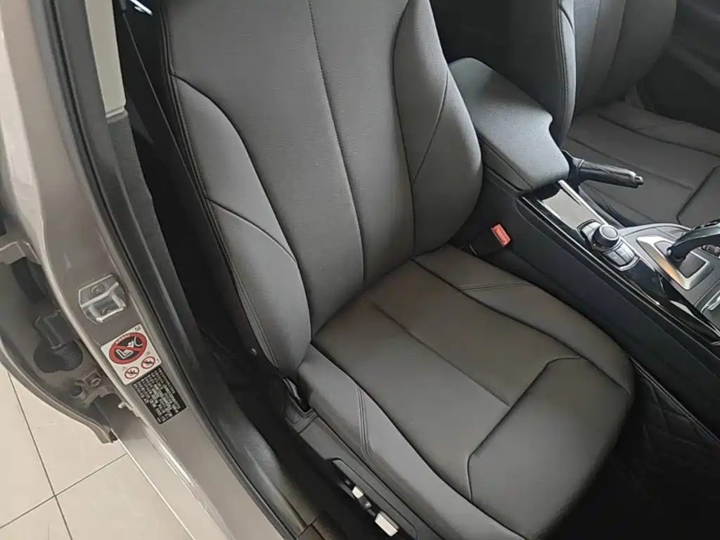 BMW 3 Series — миниатюра 25
