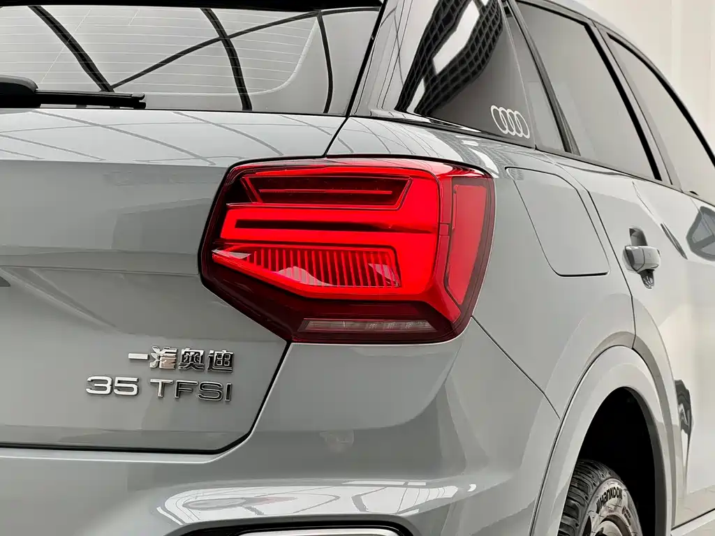 Audi Q2L — миниатюра 6