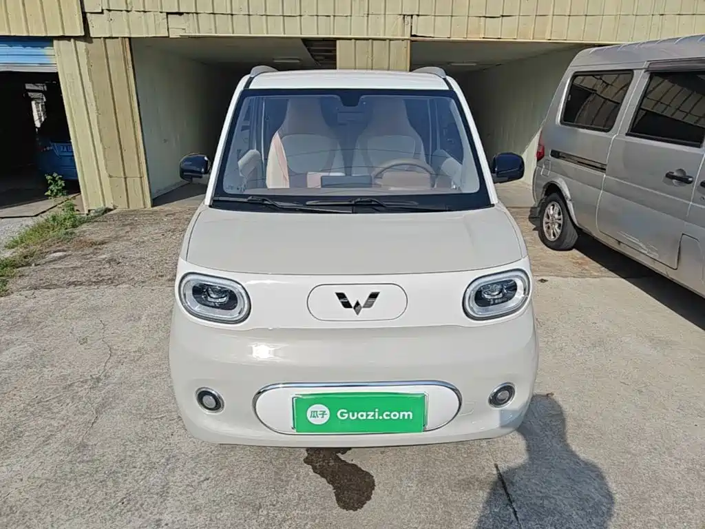 Wuling MINIEV — миниатюра 3