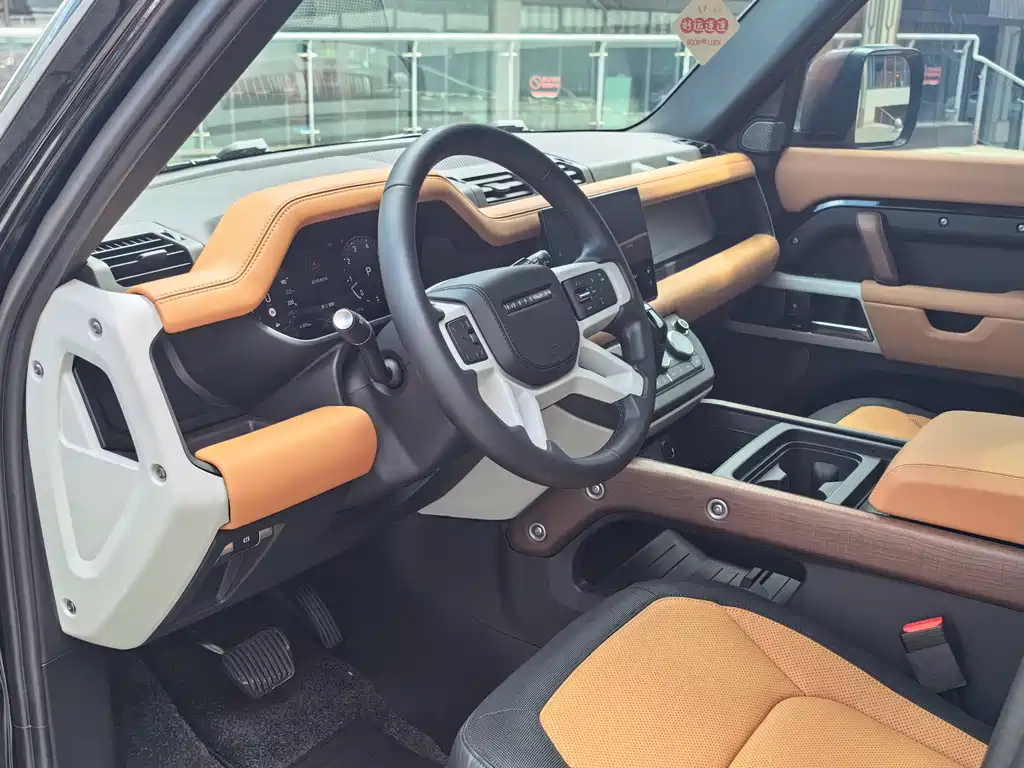 Land Rover Defender — миниатюра 12