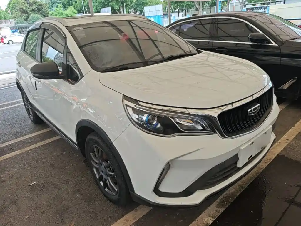 Geely Vision X3 — миниатюра 4