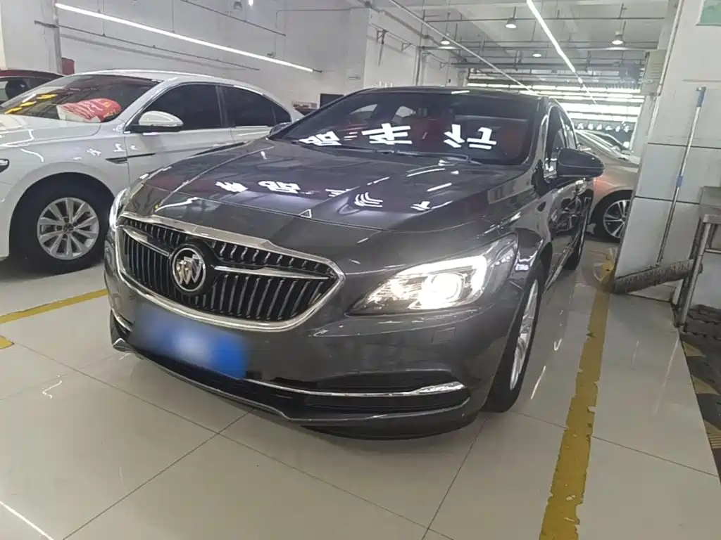 Buick LaCrosse — миниатюра 2
