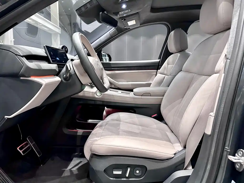 NIO ES8 — миниатюра 10