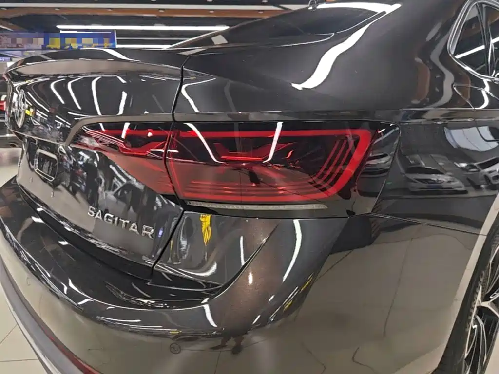 Volkswagen Sagitar — миниатюра 8