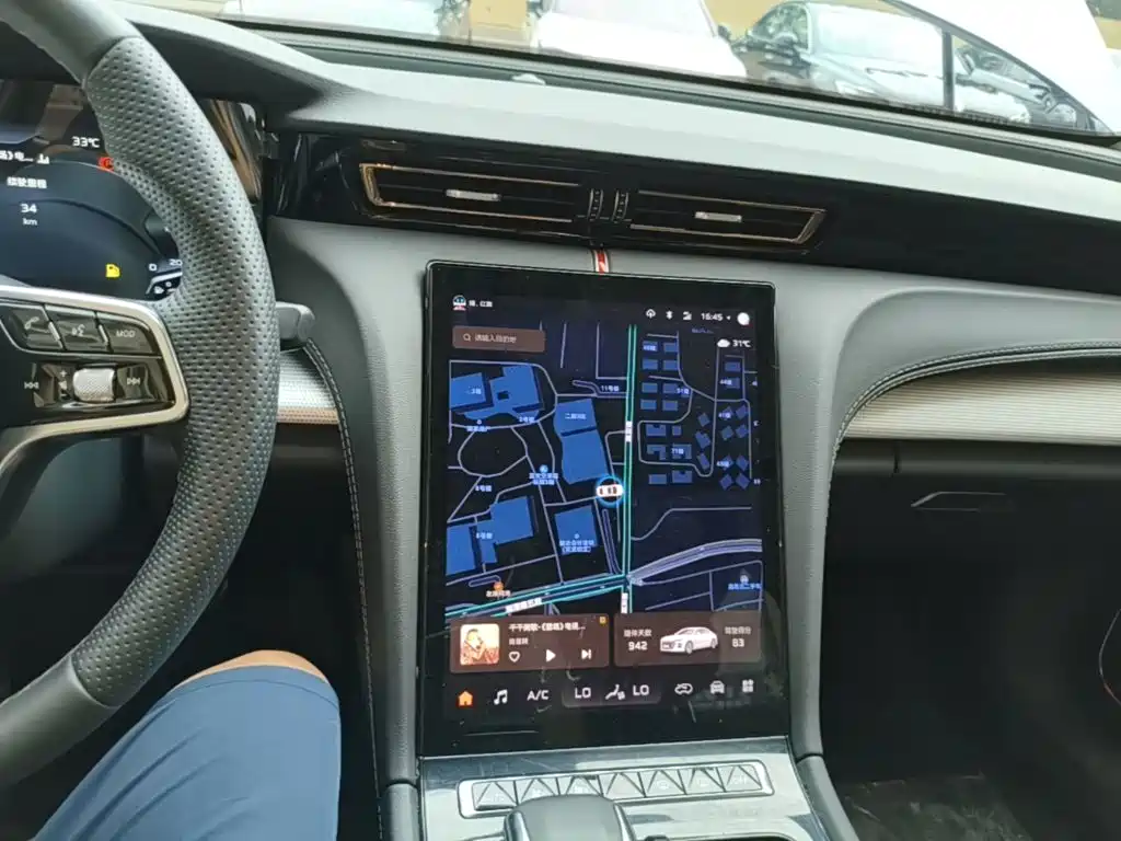 Hongqi Hongqi H5 — миниатюра 13